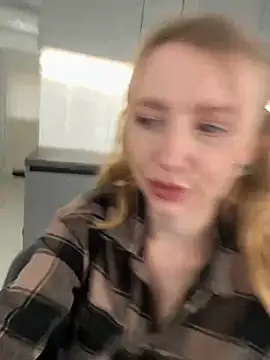 Snapshot of EvaBrooklyn chatting on March 4, 2:10 pm EvaBrooklyn online show from March 4, 2:10 pm