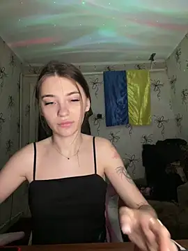 Snapshot of MrrKate chatting on March 13, 9:37 pm MrrKate online show from March 13, 9:37 pm