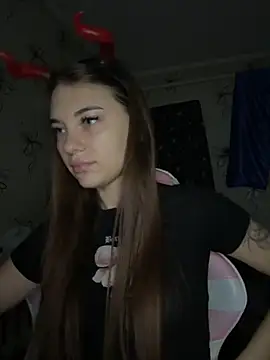 Snapshot of MrrKate chatting on November 2, 2:14 am MrrKate online show from November 2, 2:14 am