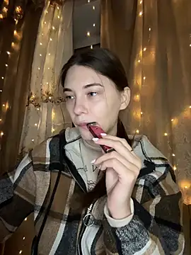 MrrKate online show from February 16, 9:00 pm