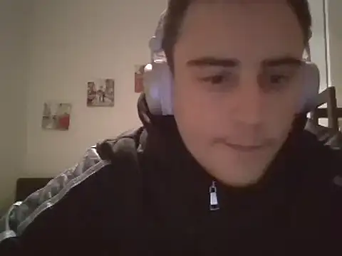 Snapshot of kaizer1_mmxxv chatting on February 26, 4:45 pm kaizer1 mmxxv online show from February 26, 4:45 pm