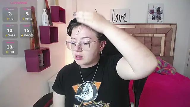 safyka online show from November 5, 1:38 am