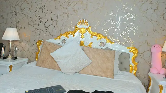 ScarlettWallace online show from March 11, 10:31 pm