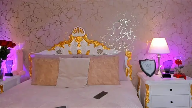 ScarlettWallace online show from September 19, 8:42 pm