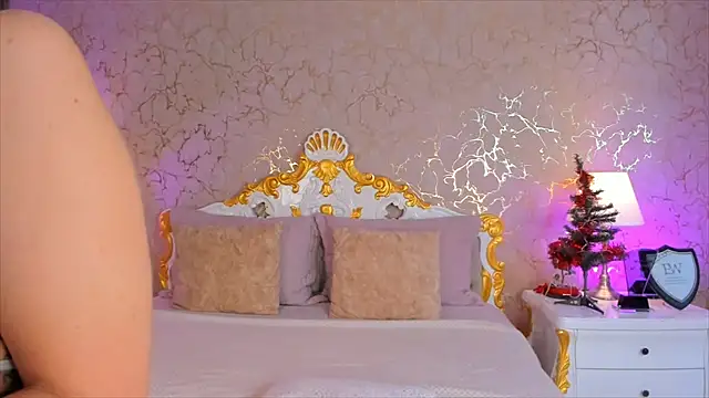 ScarlettWallace online show from December 21, 9:55 pm