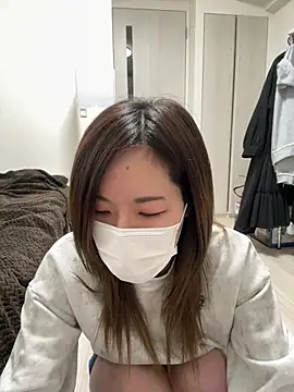 Snapshot of daiyo_kai_Gutara chatting on March 15, 10:35 am daiyo kai Gutara online show from March 15, 10:35 am