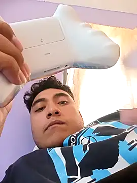 crisssalazar online show from March 12, 2:30 am