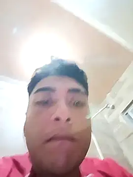 crisssalazar online show from December 23, 10:46 am