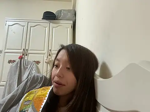 ladypaggy online show from March 13, 3:39 pm