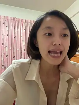 ladypaggy online show from April 8, 3:23 pm