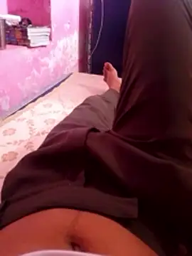 Snapshot of Rahulrana893 chatting on May 17, 6:55 am Rahulrana893 online show from May 17, 6:55 am