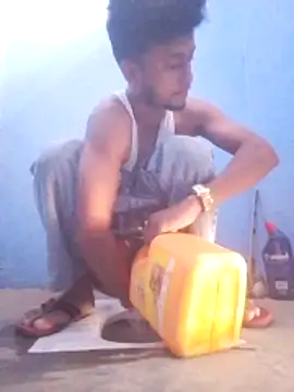 Snapshot of Rahulrana893 chatting on May 24, 7:13 am Rahulrana893 online show from May 24, 7:13 am