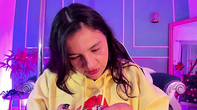 TaraTaylorr online show from February 22, 3:07 am