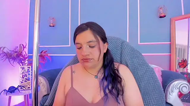 TaraTaylorr online show from July 16, 2:39 am