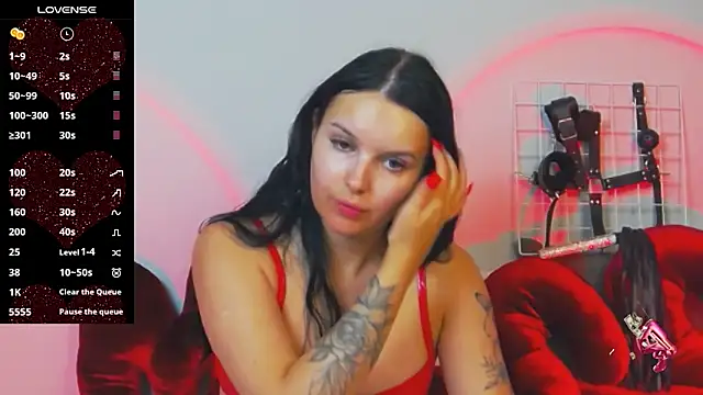 Miss Vic online show from October 8, 5:10 pm