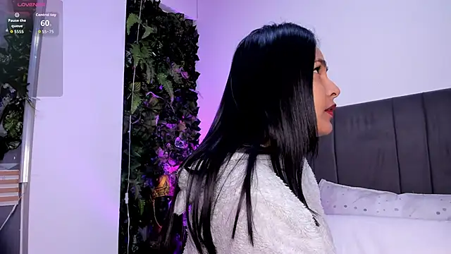 Fernanda liie  online show from March 9, 12:20 pm