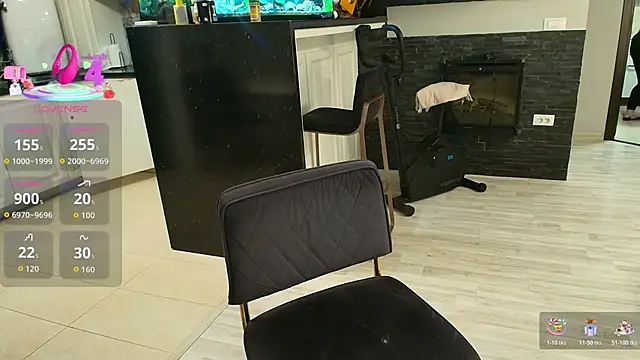 Layla- online show from March 22, 3:59 pm