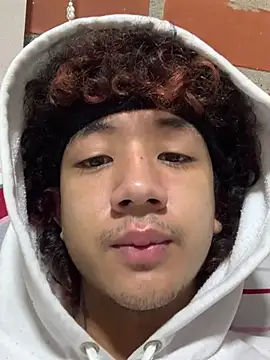 Snapshot of chillcol chatting on March 15, 9:41 am chillcol online show from March 15, 9:41 am