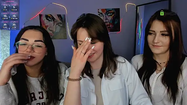 helli belli online show from February 7, 8:23 pm