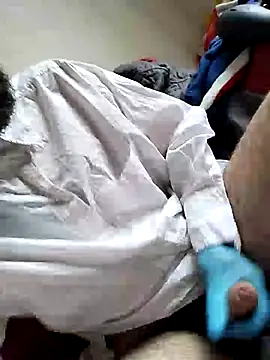 Snapshot of latexgloveloris chatting on March 11, 2:18 pm latexgloveloris online show from March 11, 2:18 pm