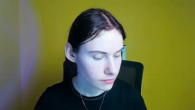 Fiona Night online show from March 12, 12:15 pm