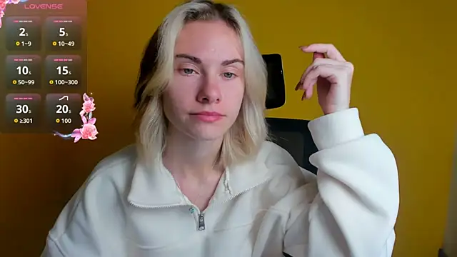 Fiona Night online show from October 11, 5:17 am