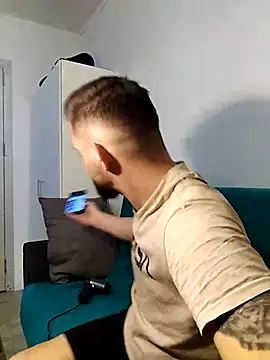 iurinicola online show from February 10, 10:25 pm