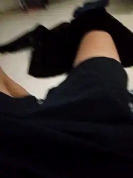 Snapshot of enoc369 chatting on March 2, 5:52 am enoc369 online show from March 2, 5:52 am