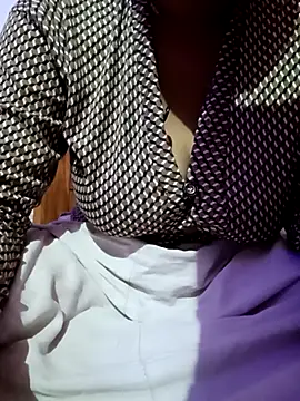 Beautiful Puja online show from March 14, 3:47 pm