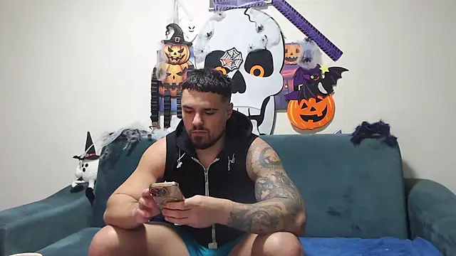 Tiberius hunk online show from November 9, 2:59 pm