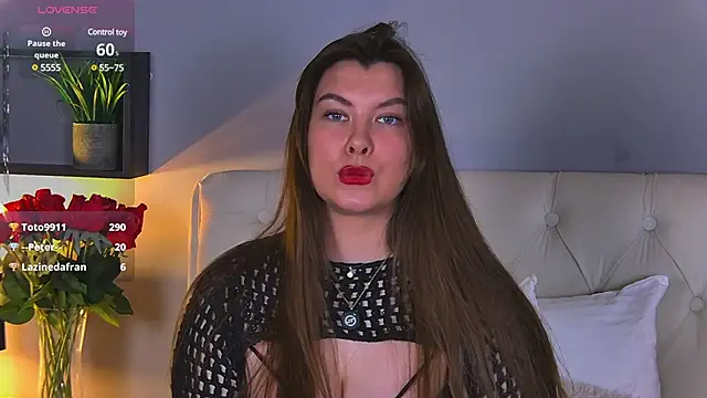 Snapshot of HannaJohnson chatting on March 20, 8:31 am HannaJohnson online show from March 20, 8:31 am