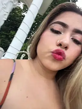 lunaxxx 69 online show from November 7, 9:59 pm