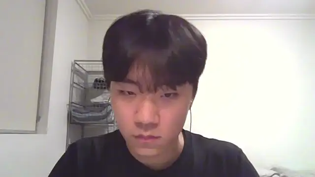 sdamvo2 online show from March 5, 5:08 pm