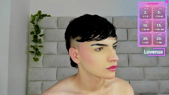 Dylan Turnerr online show from March 11, 10:51 am