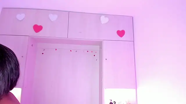 BeverlySteel online show from March 21, 8:12 pm