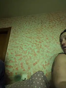 parejade225xh online show from February 13, 9:44 pm