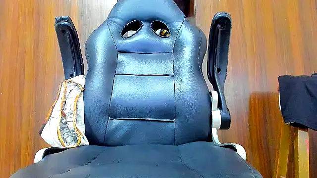 Dreamastercum  online show from November 5, 7:58 pm