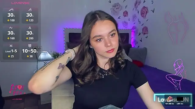 EmelyMason online show from May 26, 4:30 am