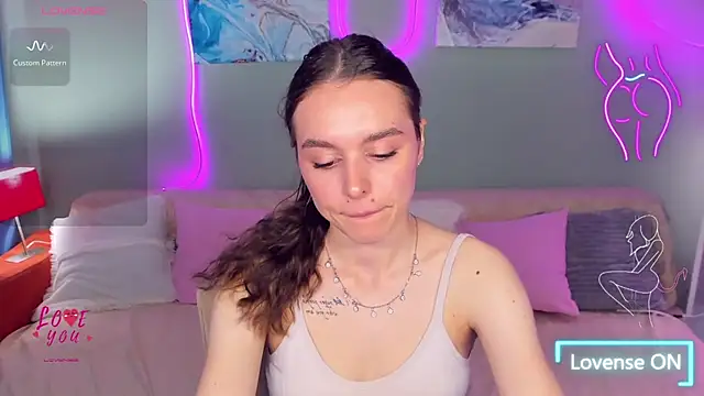 EmelyMason online show from May 27, 5:26 am