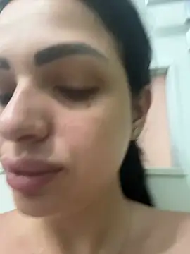 Snapshot of IrisRossie chatting on July 29, 5:49 am IrisRossie online show from July 29, 5:49 am
