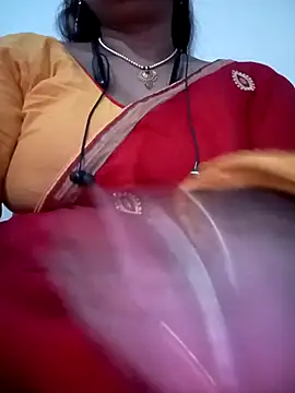 Snapshot of Neha-Bhabhi-Rasily chatting on September 9, 6:57 am Neha-Bhabhi-Rasily online show from September 9, 6:57 am