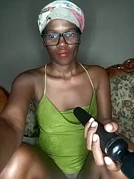 Missvixen81 online show from March 15, 9:10 pm