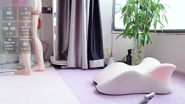guoguo7777777 online show from May 22, 2:40 am