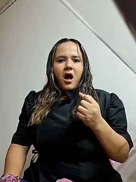 mandy-moore online show from April 9, 4:12 am