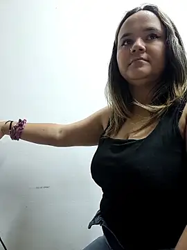 mandy-moore online show from April 14, 4:07 am