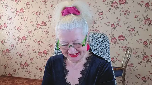 Maya Mayflower online show from November 15, 5:38 am