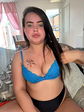 Snapshot of Sophie_23XX chatting on October 10, 11:42 am Sophie 23XX online show from October 10, 11:42 am