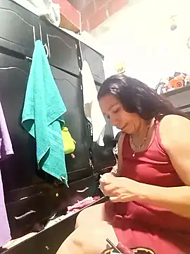 Snapshot of Antonela45 chatting on June 6, 12:38 am Antonela45 online show from June 6, 12:38 am