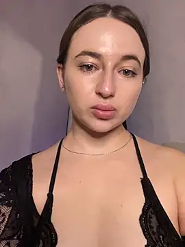 Snapshot of AlisaQSky chatting on October 27, 9:30 pm AlisaQSky online show from October 27, 9:30 pm