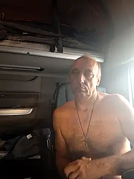 Snapshot of aleksis1313 chatting on October 12, 9:41 am aleksis1313 online show from October 12, 9:41 am